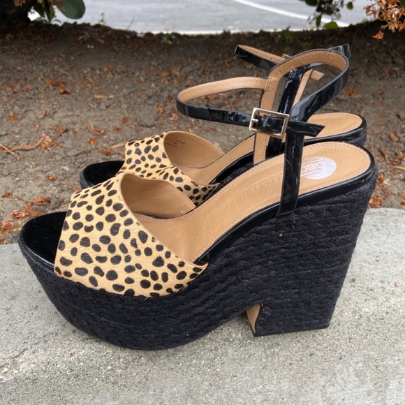 ASOS Shoes - ASOS CHEETAH PLATFORMS SANDALS CALF HAIR WEDGE SZ 6 CREEPERS ANIMAL PRINT HEELS